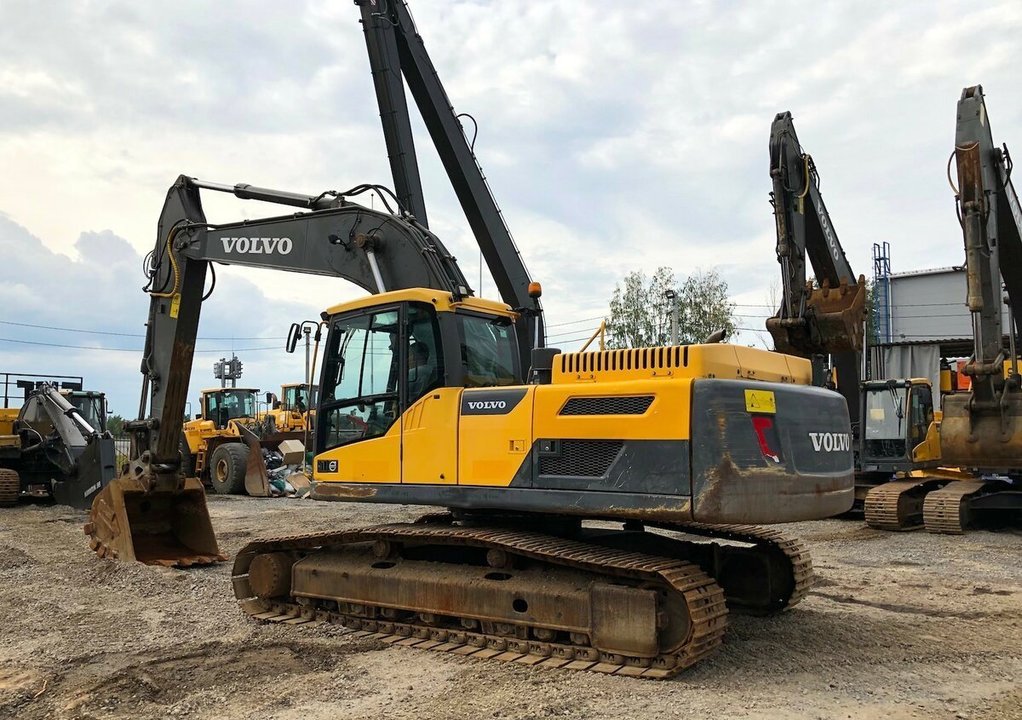 Volvo EC, 2013 год, 4 500 000 рублей, 7 фотография
