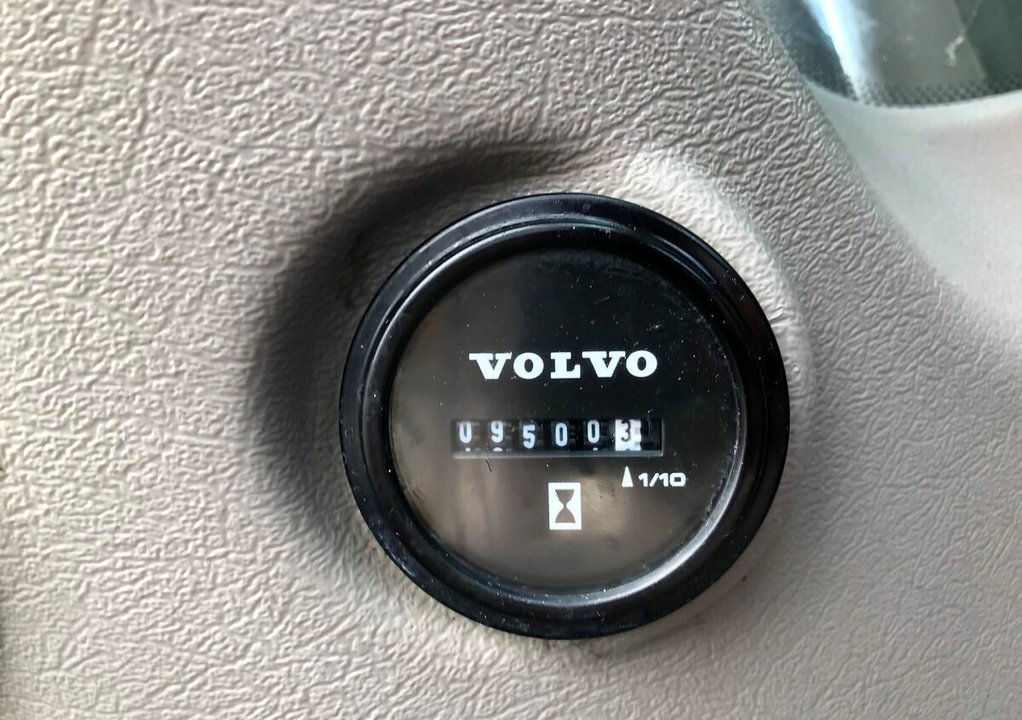 Volvo EC, 2013 год, 4 500 000 рублей, 4 фотография