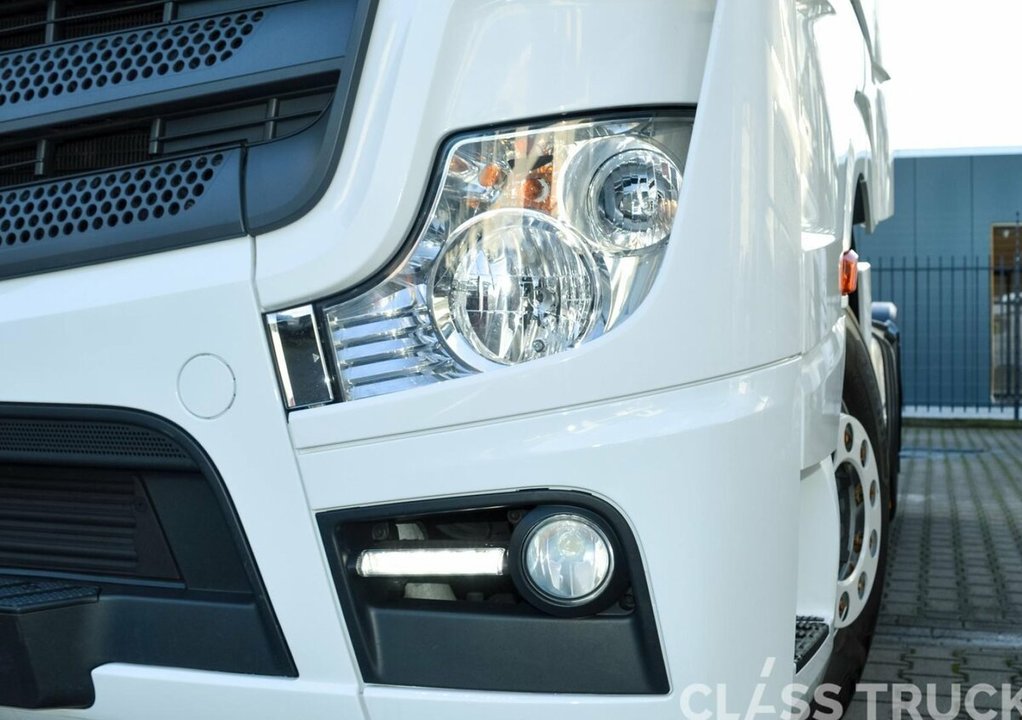 Mercedes-Benz Actros, 2016 год, 5 670 000 рублей, 14 фотография