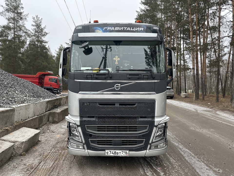 Volvo FH, 2019 год, 9 990 000 рублей, 2 фотография