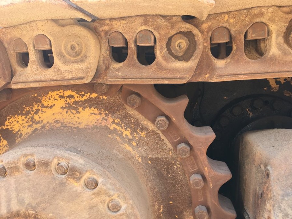Komatsu D375, 2013 год, 29 000 000 рублей, 4 фотография