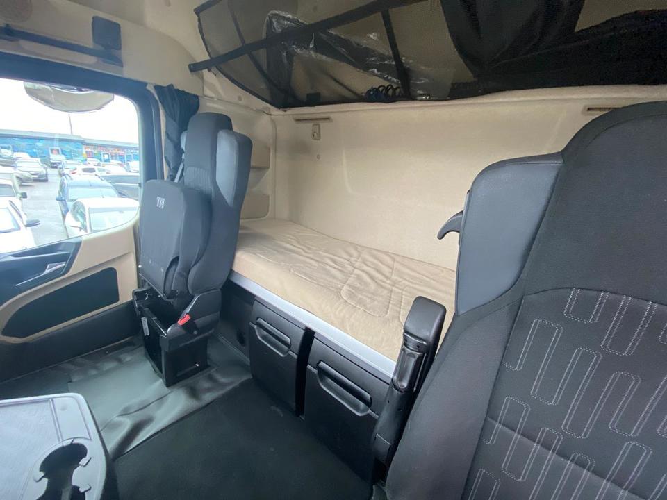Mercedes-Benz Actros, 2020 год, 6 995 000 рублей, 14 фотография