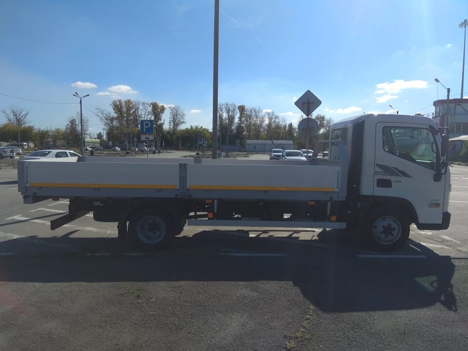 Hyundai Mighty, 2021 год, 5 200 000 рублей, 4 фотография