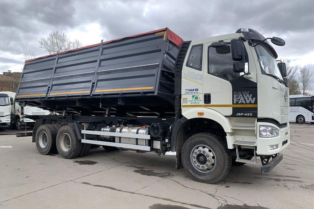 FAW J6 CA3250, 2024 год, 7 900 000 рублей, 4 фотография