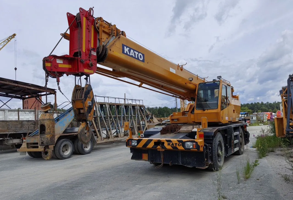 KATO SR, 2014 год, 19 800 000 рублей, 2 фотография