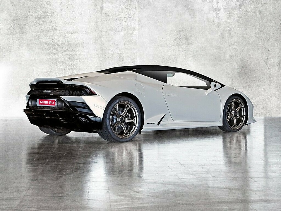 Lamborghini Huracán, 2022 год, 39 778 500 рублей, 32 фотография