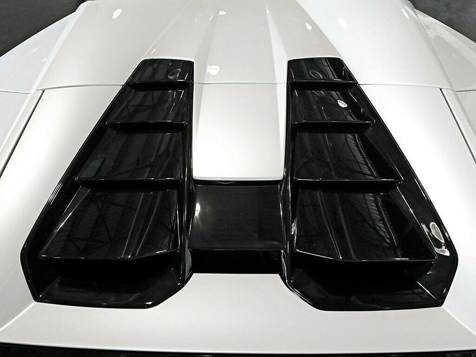 Lamborghini Huracán, 2022 год, 39 778 500 рублей, 20 фотография