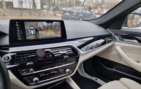 BMW 5 серия, 2018 год, 3 450 000 рублей, 13 фотография