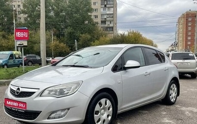 Opel Astra J, 2011 год, 890 000 рублей, 1 фотография