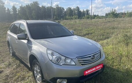 Subaru Outback IV рестайлинг, 2011 год, 1 600 000 рублей, 2 фотография