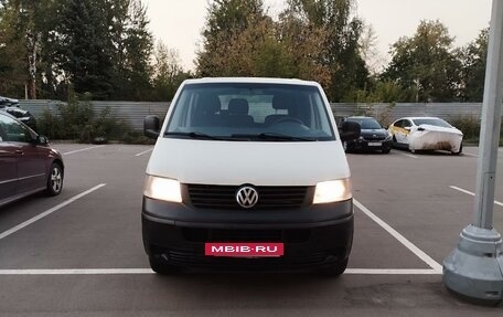 Volkswagen Transporter T5 рестайлинг, 2006 год, 845 000 рублей, 2 фотография