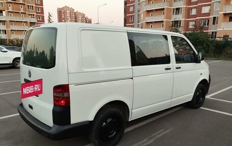 Volkswagen Transporter T5 рестайлинг, 2006 год, 845 000 рублей, 5 фотография