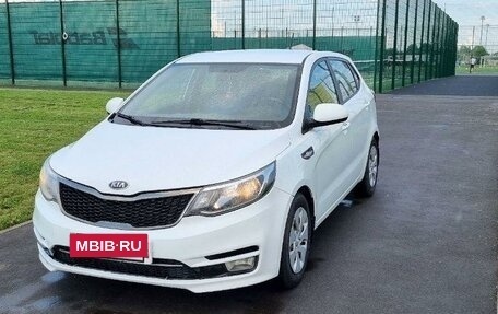 KIA Rio III рестайлинг, 2017 год, 990 000 рублей, 2 фотография