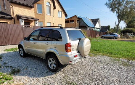 Toyota RAV4, 2004 год, 1 200 000 рублей, 7 фотография