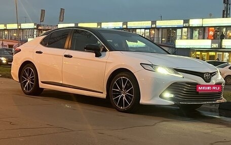 Toyota Camry, 2019 год, 2 150 000 рублей, 2 фотография