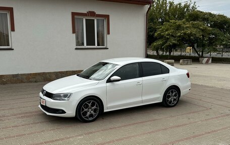 Volkswagen Jetta VI, 2012 год, 1 220 000 рублей, 7 фотография