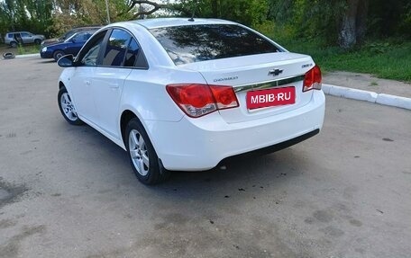 Chevrolet Cruze II, 2011 год, 720 000 рублей, 4 фотография