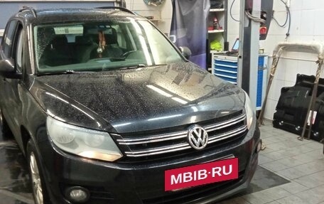 Volkswagen Tiguan I, 2015 год, 950 000 рублей, 2 фотография