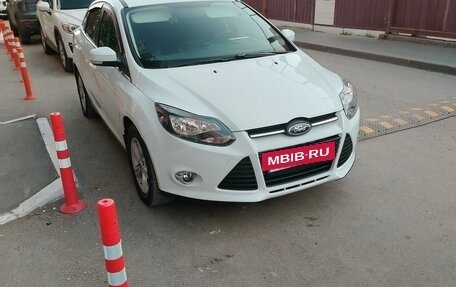 Ford Focus III, 2013 год, 980 000 рублей, 2 фотография