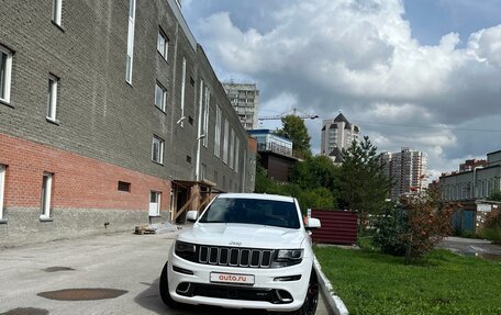 Jeep Grand Cherokee, 2013 год, 3 880 000 рублей, 26 фотография