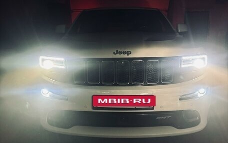 Jeep Grand Cherokee, 2013 год, 3 880 000 рублей, 19 фотография