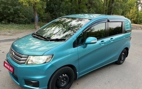 Honda Freed I, 2011 год, 1 400 000 рублей, 1 фотография