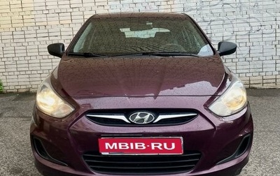 Hyundai Solaris II рестайлинг, 2012 год, 750 000 рублей, 1 фотография