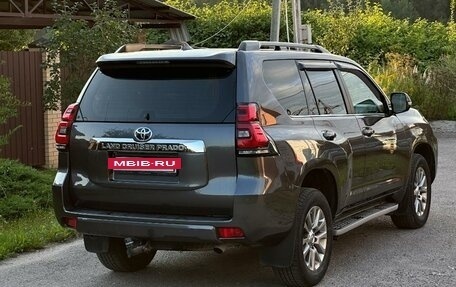 Toyota Land Cruiser Prado 150 рестайлинг 2, 2018 год, 5 500 000 рублей, 5 фотография