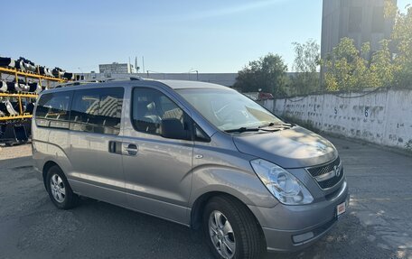 Hyundai Grand Starex Grand Starex I рестайлинг 2, 2014 год, 2 000 000 рублей, 4 фотография