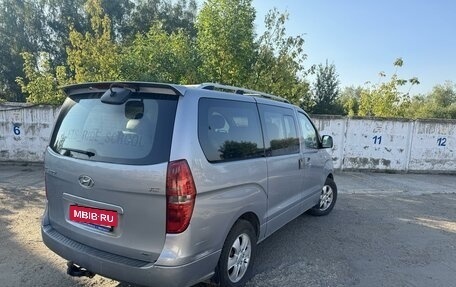 Hyundai Grand Starex Grand Starex I рестайлинг 2, 2014 год, 2 000 000 рублей, 6 фотография