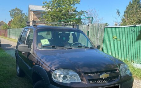 Chevrolet Niva I рестайлинг, 2009 год, 350 000 рублей, 2 фотография