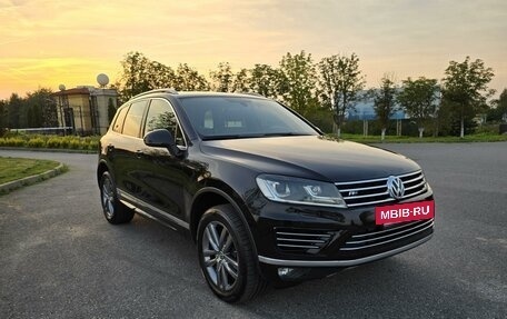 Volkswagen Touareg III, 2016 год, 3 900 000 рублей, 4 фотография