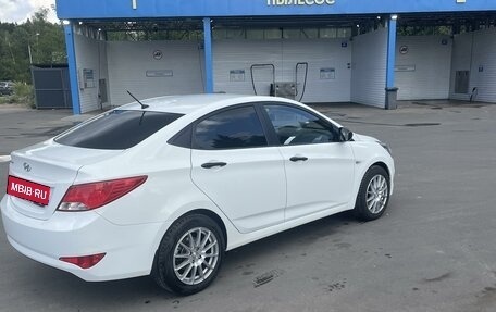 Hyundai Solaris II рестайлинг, 2016 год, 700 000 рублей, 4 фотография