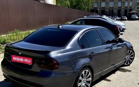 BMW 3 серия, 2006 год, 1 250 000 рублей, 21 фотография