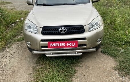 Toyota RAV4, 2006 год, 1 320 000 рублей, 2 фотография