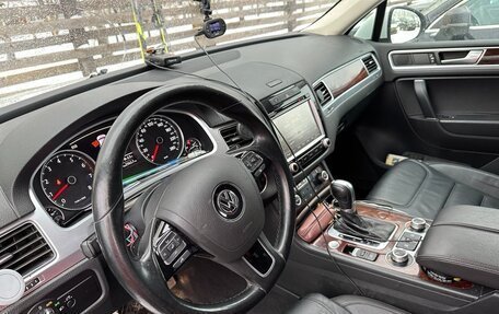 Volkswagen Touareg III, 2015 год, 2 790 000 рублей, 5 фотография