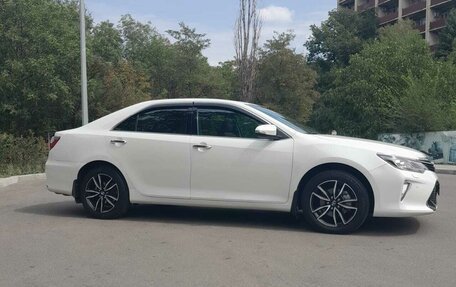 Toyota Camry, 2017 год, 2 770 000 рублей, 6 фотография