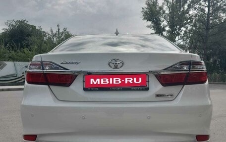 Toyota Camry, 2017 год, 2 770 000 рублей, 9 фотография