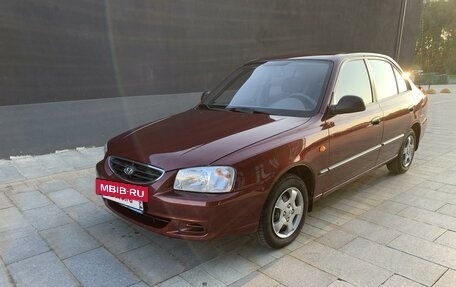 Hyundai Accent II, 2011 год, 685 000 рублей, 2 фотография