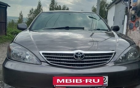 Toyota Camry V40, 2002 год, 780 000 рублей, 3 фотография