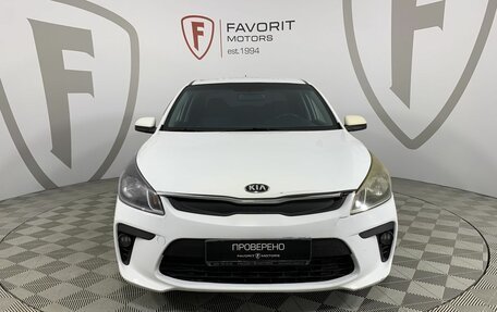 KIA Rio IV, 2018 год, 1 100 000 рублей, 2 фотография