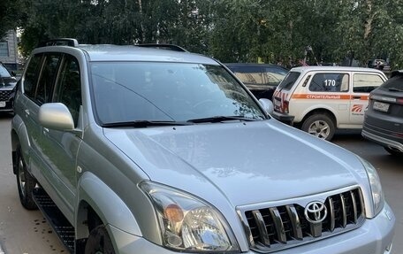 Toyota Land Cruiser Prado 120 рестайлинг, 2007 год, 3 700 000 рублей, 3 фотография