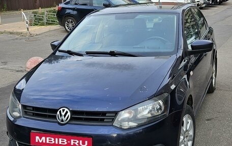 Volkswagen Polo VI (EU Market), 2013 год, 690 000 рублей, 1 фотография