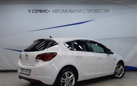 Opel Astra J, 2012 год, 840 000 рублей, 2 фотография