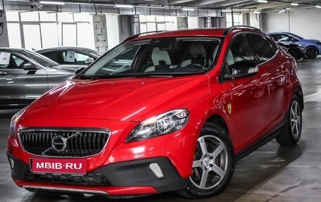 Volvo V40 Cross Country I, 2019 год, 2 179 000 рублей, 1 фотография