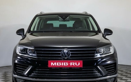 Volkswagen Touareg III, 2015 год, 3 099 000 рублей, 2 фотография