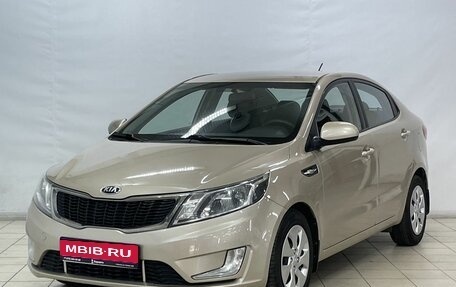 KIA Rio III рестайлинг, 2013 год, 900 000 рублей, 1 фотография