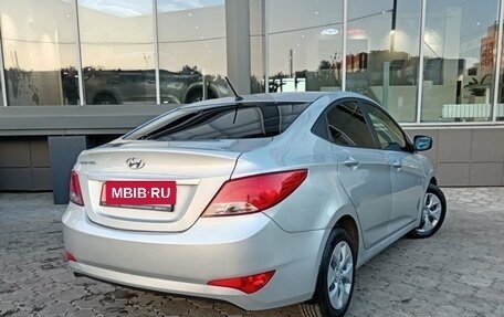 Hyundai Solaris II рестайлинг, 2015 год, 1 122 200 рублей, 5 фотография