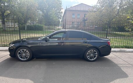 BMW 7 серия, 2015 год, 2 500 000 рублей, 2 фотография