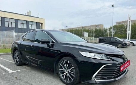 Toyota Camry, 2021 год, 3 250 000 рублей, 3 фотография